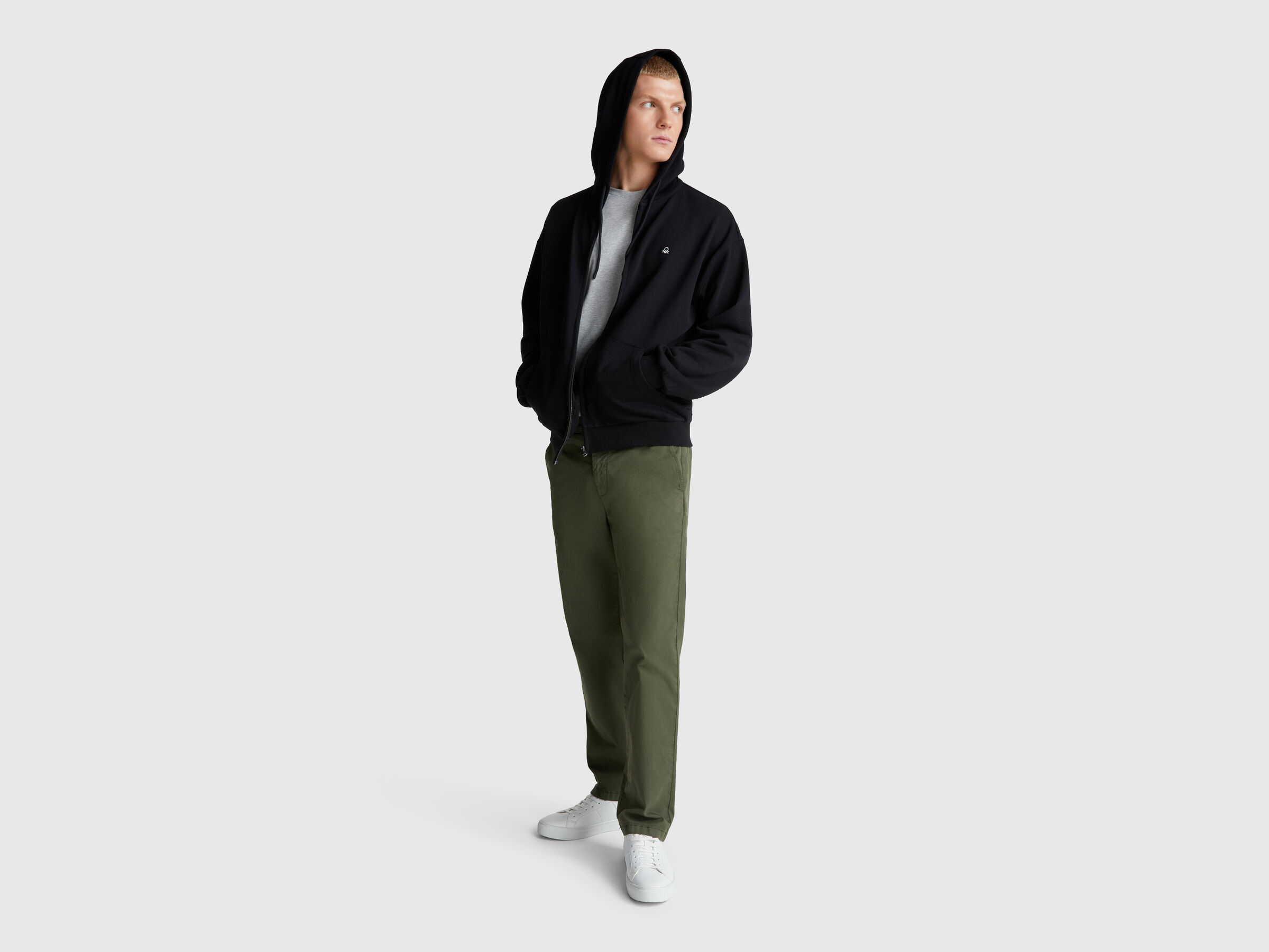 JACKET W/HOOD L/S Hombre image number 3